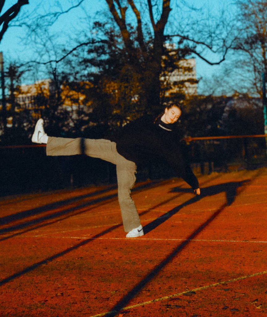 Home Picture of woman